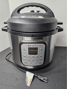 Instant Pot Duo Crisp 8 Qt 11 in 1 Air Fryer Pressure Cooker‎ New Open Box